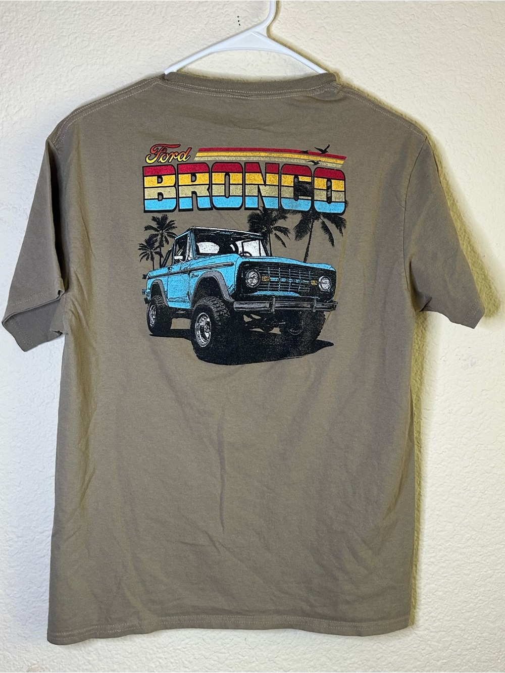 Ford Bronco Graphic Short Sleeve Tee Tan Blue‎ Print Medium Country Rodeo Casual